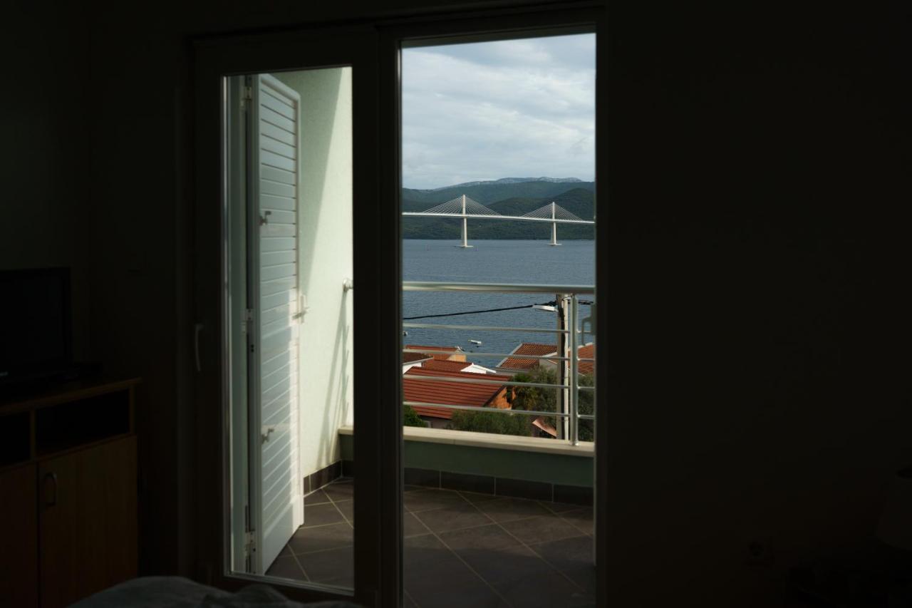 Apartment “Bel Ponte” Komarna Luaran gambar